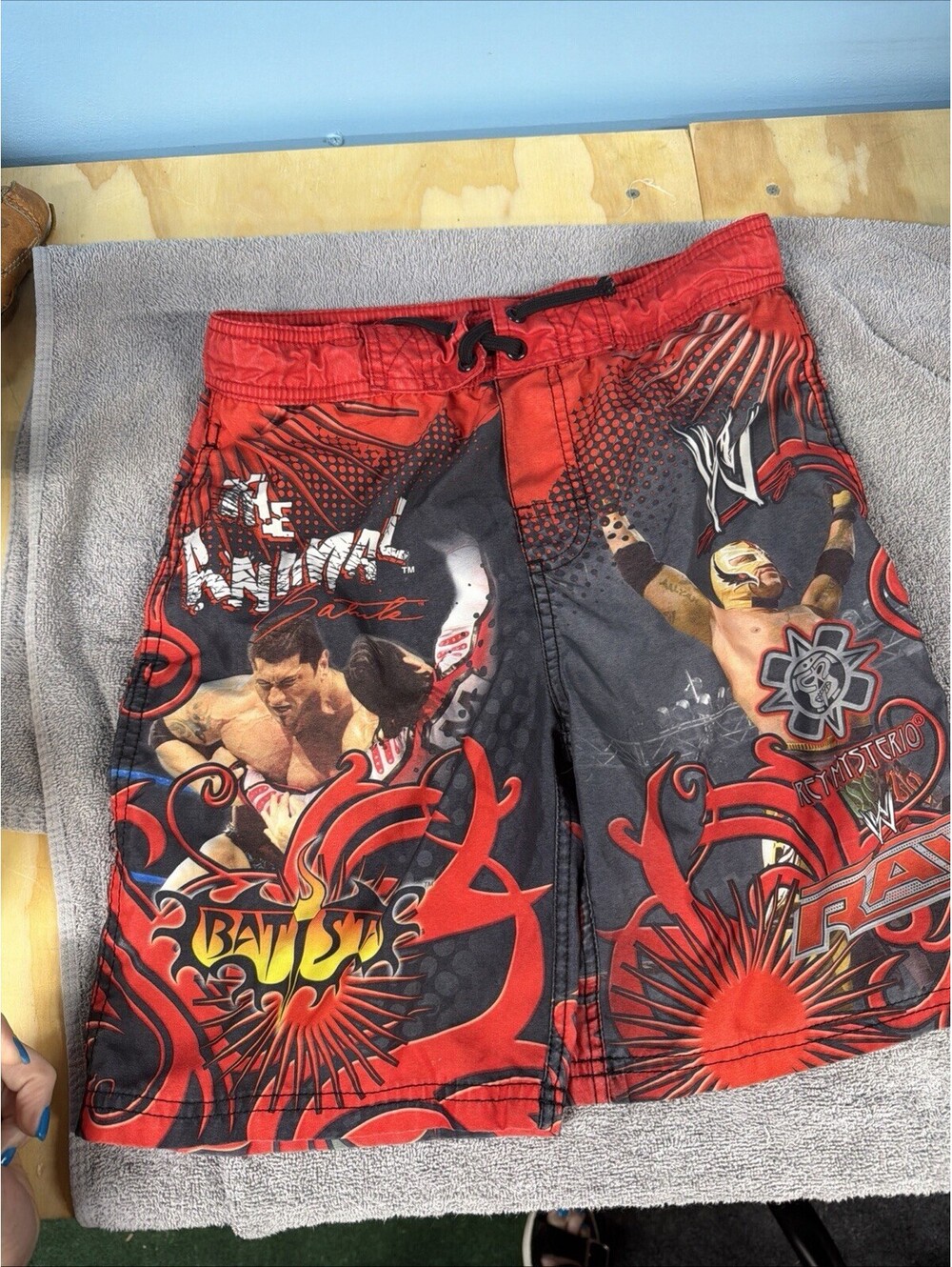 WWE Raw Boys Size M-8 Swim Board Shorts Batista Rey Mysterio Cena Wrestling